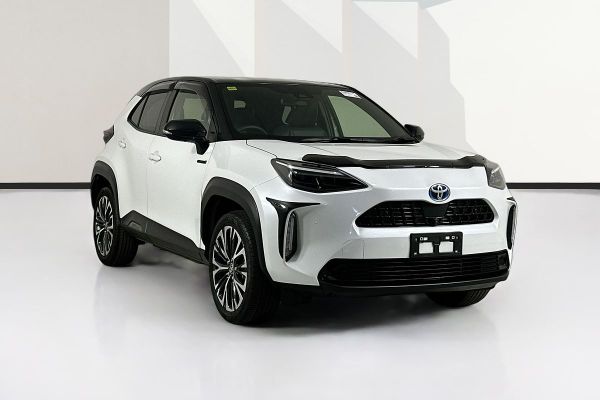 2023 Toyota YARIS CROSS URBAN HYBRID MXPJ10R image