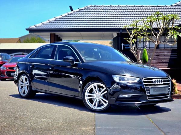 2013 Audi A3 SEDAN Ambition S tronic 8V MY14 image