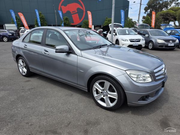 2010 Mercedes-Benz C-Class C200 CGI Classic Auto MY10 image