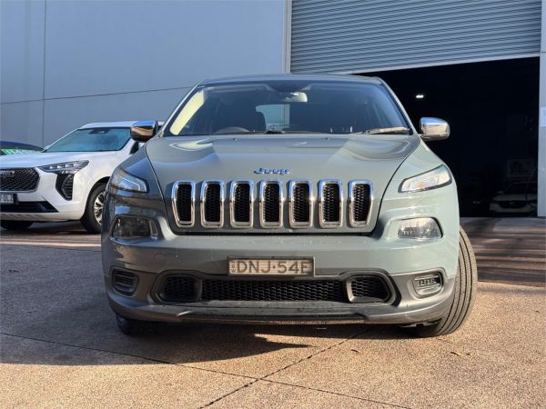 2017 JEEP CHEROKEE 4D WAGON KL MY17 SPORT (4x2) image