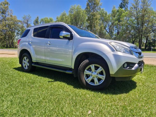 2017 ISUZU MU-X 4D WAGON UC MY16.5 LS-T (4x2) image
