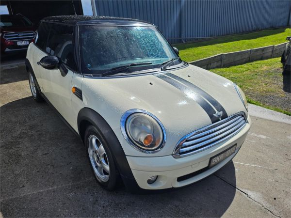 2008 MINI Hatch Hatchback R56 Cooper image