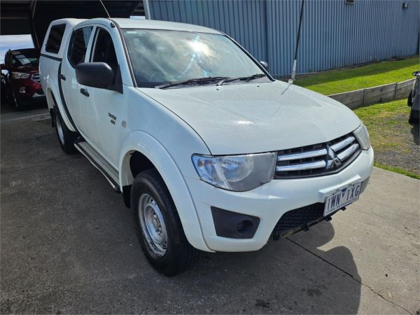 2011 Mitsubishi Triton Utility MN MY11 GLX image