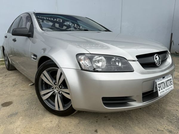 2006 Holden Commodore VE Omega Silver 4 Speed Automatic Sedan image