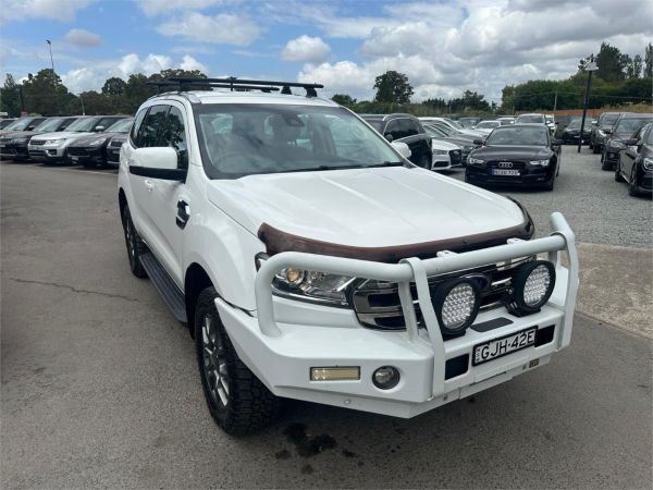 2016 Ford Everest Wagon UA Trend image