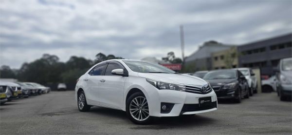 2014 TOYOTA COROLLA 4D SEDAN ZRE172R SX image
