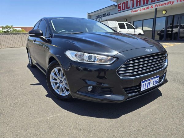 2015 FORD MONDEO 5D HATCHBACK MD AMBIENTE TDCi image