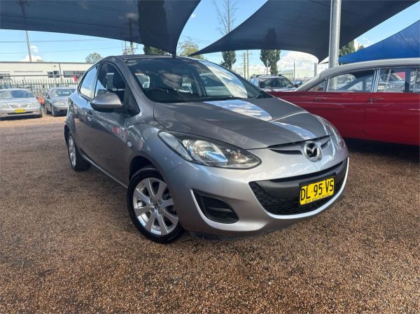2013 Mazda 2 Hatchback DE10Y2 MY14 Neo Sport image