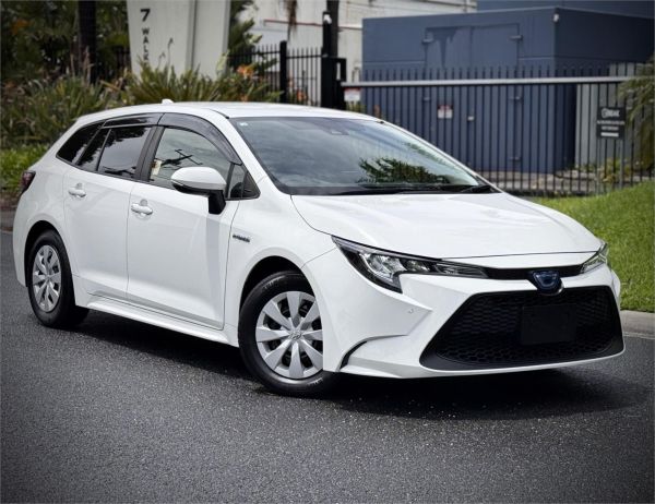 2020 Toyota Corolla Touring HV Sedan ZWE211 G-X image