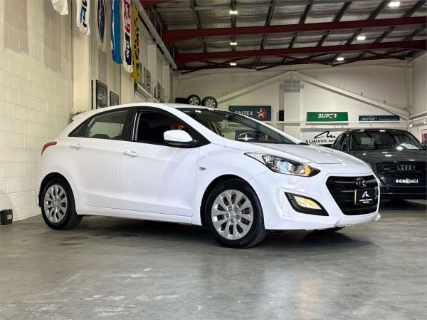 2015 HYUNDAI i30 5D HATCHBACK GD3 SERIES 2 ACTIVE image