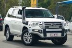 Image for 2016 Toyota Landcruiser VDJ200R VX White 6 Speed Sports Automatic Wagon