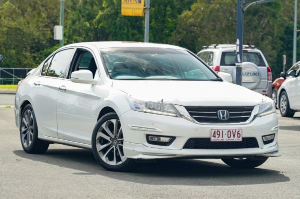 2013 Honda Accord 8th Gen MY12 V6 Luxury White 5 Speed Sports Automatic Sedan image