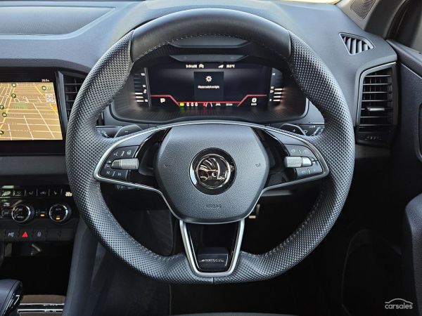 2025 Skoda Karoq NU Sportline image