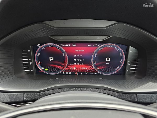 2025 Skoda Karoq NU Sportline image