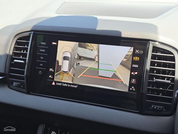 2025 Skoda Karoq NU Sportline image