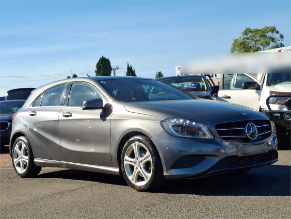 2015 Mercedes-Benz A-Class Hatchback W176 805+055MY A180 image