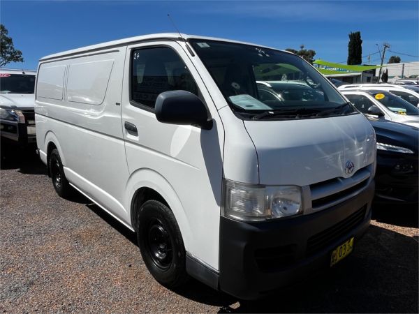 2006 Toyota Hiace Van TRH201R image