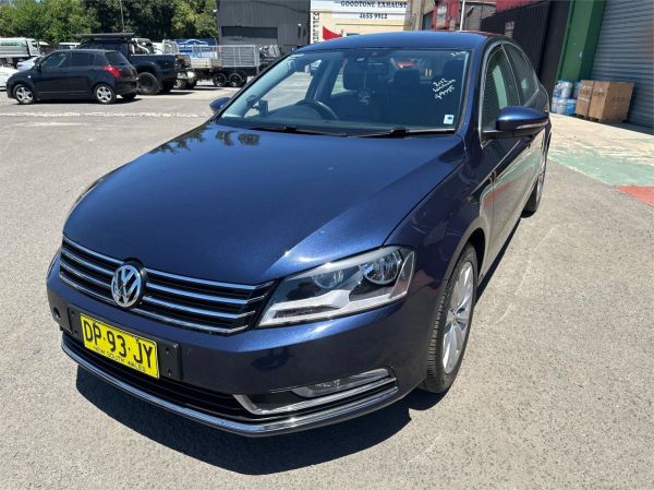 2012 VOLKSWAGEN PASSAT 4D SEDAN 3C MY12 118 TSI image