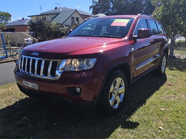 2012 JEEP GRAND CHEROKEE 4D WAGON WK MY13 LAREDO (4x4) image