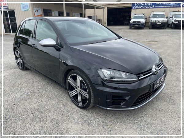 2017 Volkswagen Golf Hatchback VII MY17 R image