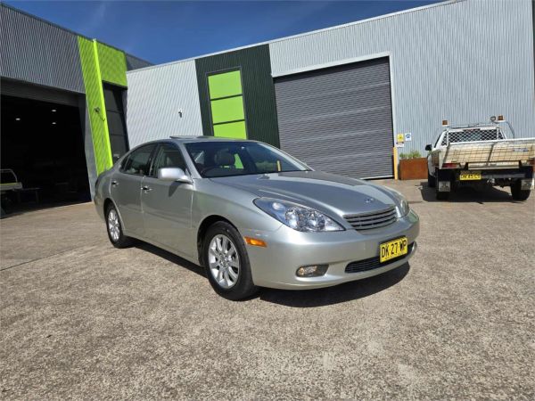 2004 Lexus ES Sedan MCV30R ES300 image