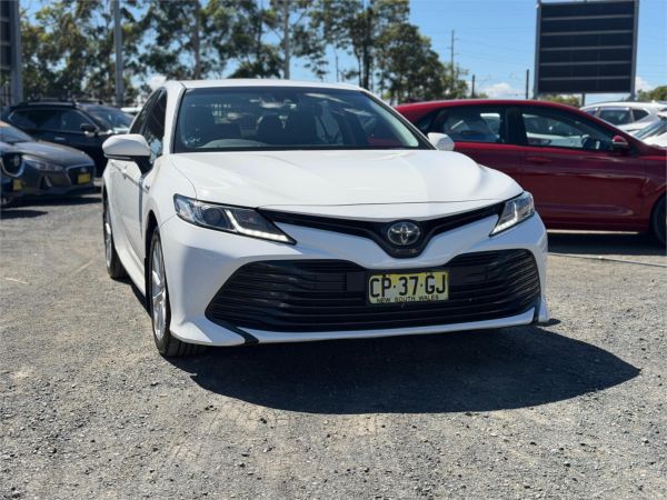 2018 TOYOTA CAMRY 4D SEDAN AXVH71R ASCENT HYBRID image