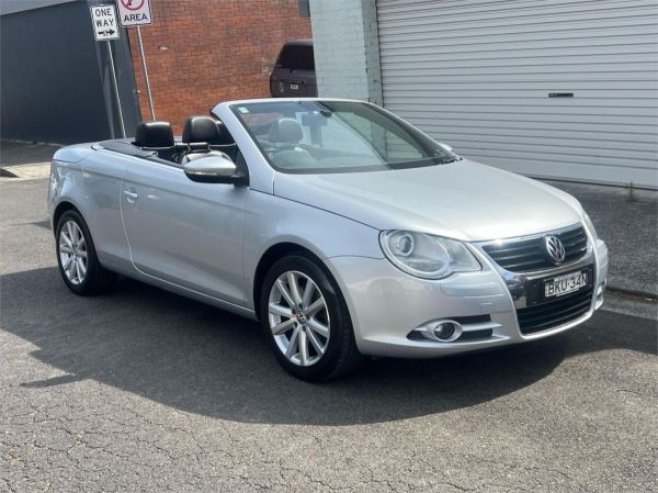 2009 VOLKSWAGEN EOS 2D CONVERTIBLE 1F MY09 UPGRADE 147 TSI image