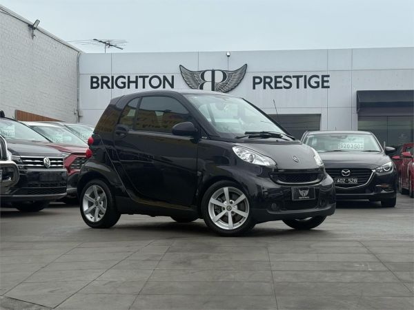 2010 SMART FORTWO 2D COUPE 451 COUPE image