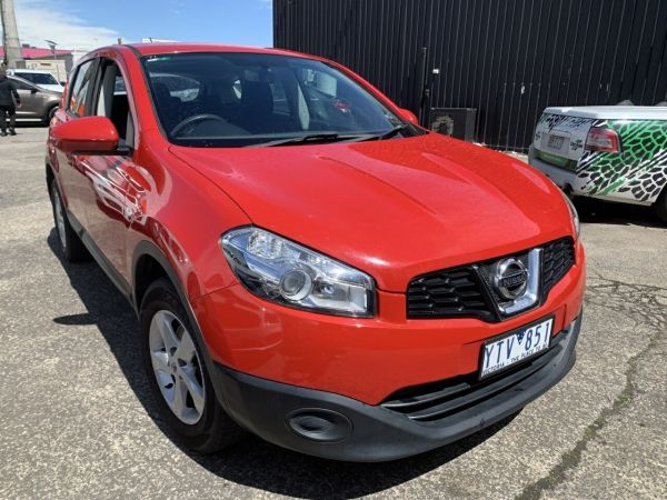 2011 Nissan Dualis J10 Series II +2 ST (4x2) Red 6 Speed CVT Auto Sequential Wagon image