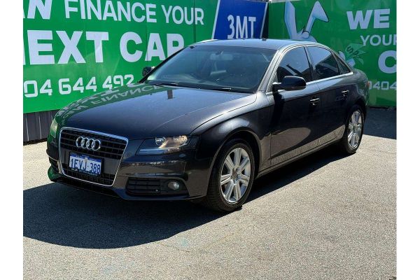 2010 Audi A4  B8 image