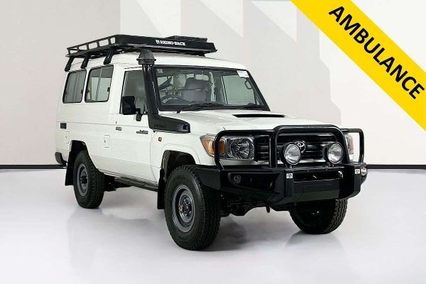 2016 Toyota Landcruiser WORKMATE (4x4) 3 SEAT VDJ78R MY12 UPDATE image