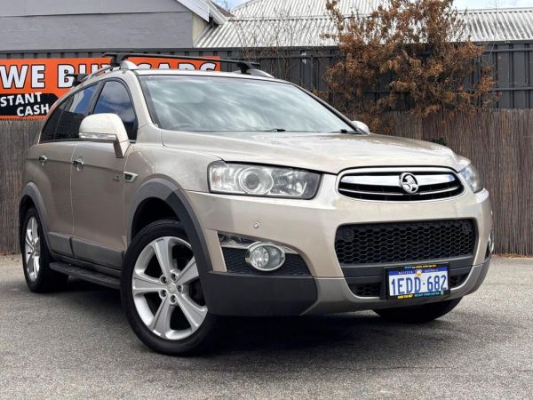 ** 2012 Holden Captiva 7 LX ** Wagon 7 Seaters ** Automatic 6sp ** 3.0L Petrol ** Service up to Date ** Reversing camera ** Bluetooth ** 2 Keys ** image