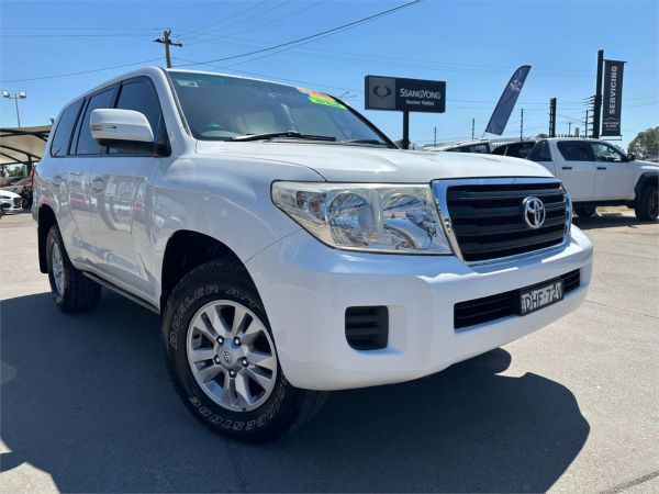 2012 TOYOTA LANDCRUISER 4D WAGON VDJ200R MY12 GXL (4x4) image