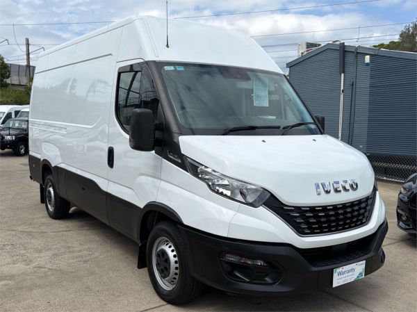 2021 Iveco Daily Van 35S14V image