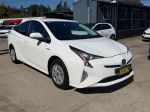 Image for 2018 Toyota Prius Liftback ZVW50R