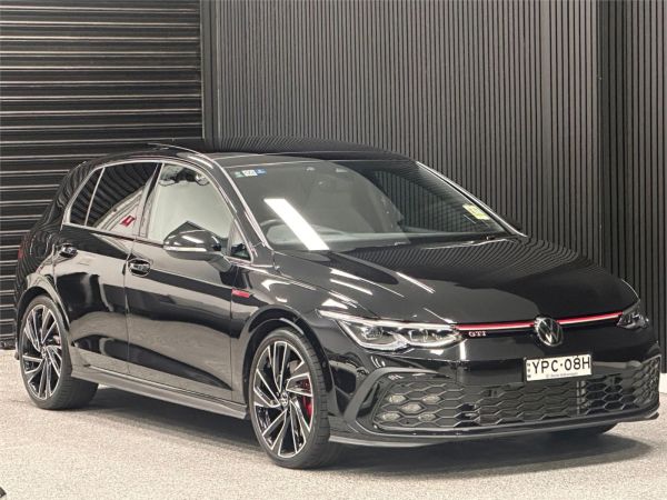 2024 Volkswagen Golf Hatchback 8 MY24 GTI image