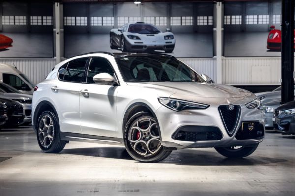 2020 Alfa Romeo Stelvio Wagon Series 1 MY20 Sport image