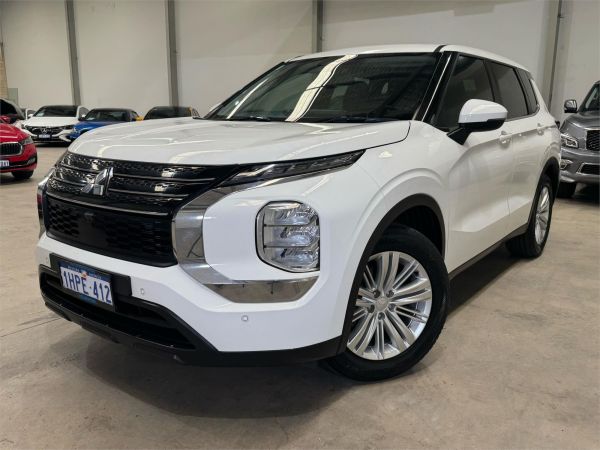 2022 MITSUBISHI OUTLANDER 4D WAGON ZM MY22.5 ES 5 SEAT (AWD) image