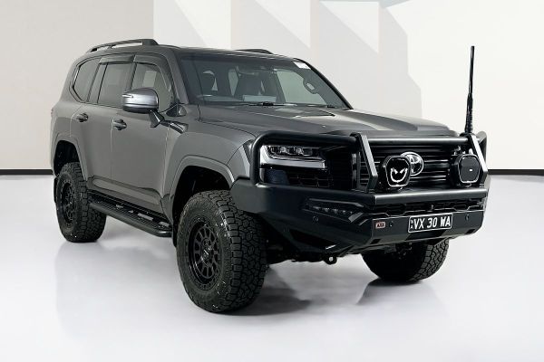 2021 Toyota LANDCRUISER LC300 VX (4x4) FJA300R image