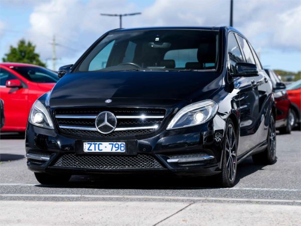 2013 Mercedes-Benz B-Class Hatchback W246 B250 BlueEFFICIENCY image