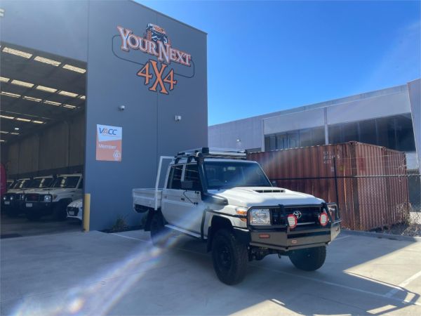 2018 TOYOTA LANDCRUISER DOUBLE C/CHAS VDJ79R MY18 WORKMATE (4x4) image