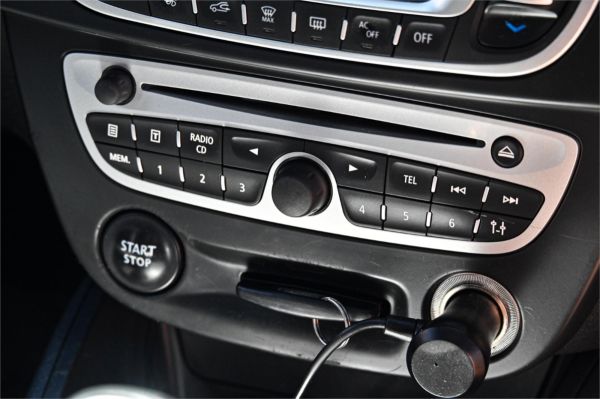 2011 Renault Megane Hatchback III B32 Privilege image