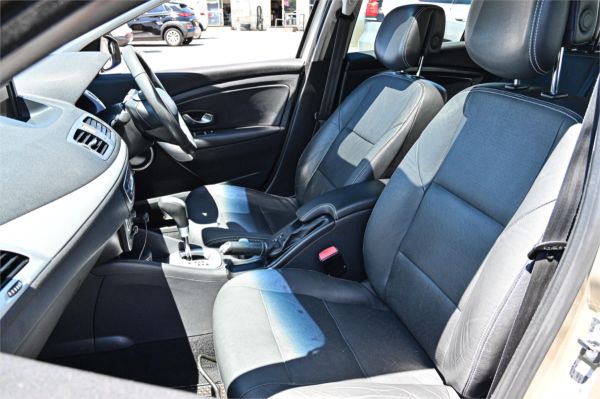 2011 Renault Megane Hatchback III B32 Privilege image