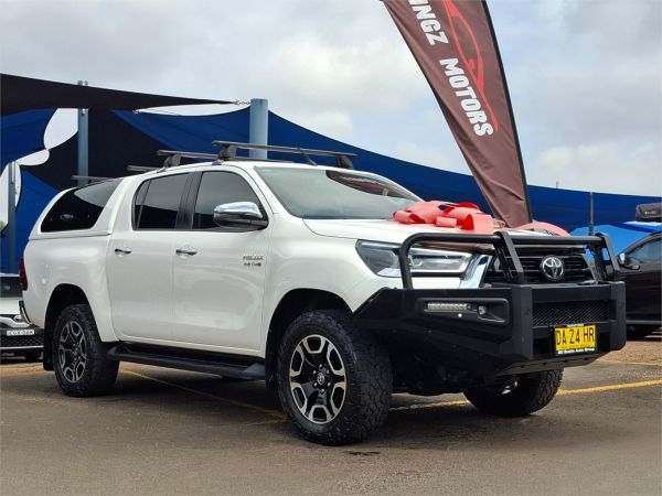 2021 Toyota Hilux Utility GUN126R SR5 image