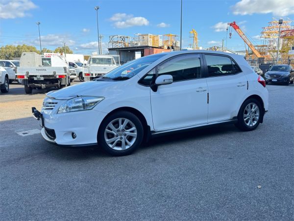 2011 Toyota Corolla Hatchback ZRE152R MY11 Ascent Sport image