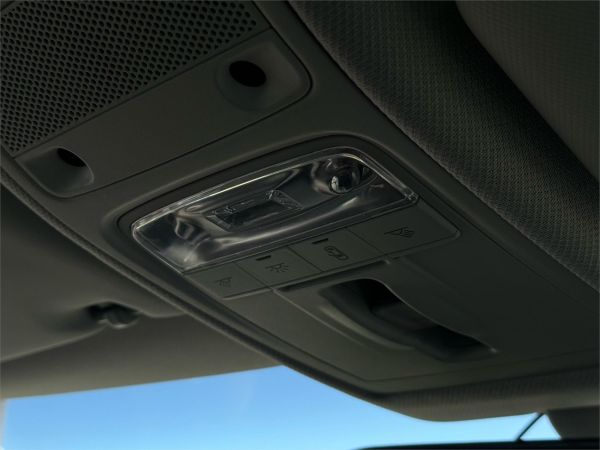 2011 AUDI A1 3D HATCHBACK 8X MY12 1.4 TFSI ATTRACTION image