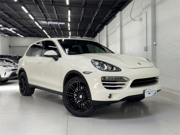 2011 PORSCHE CAYENNE 4D WAGON SERIES 2 DIESEL image