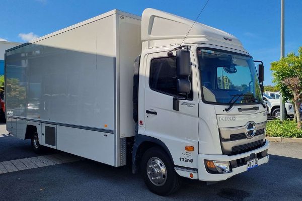 2022 Hino 500 Series FC1124 Auto 4x2 LWB image