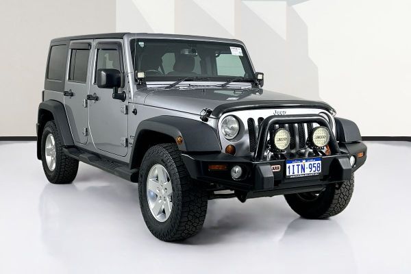 2014 Jeep WRANGLER UNLIMITED SPORT (4x4) JK MY13 image