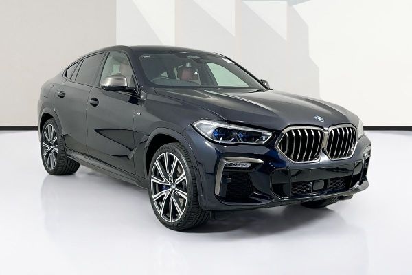 2020 BMW X6 M50i G06 image